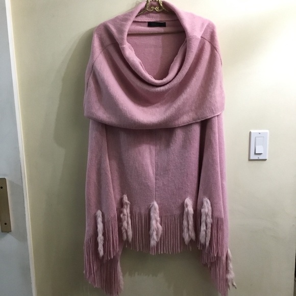 🩷Gorgeous SÃO PAULO one size shrug poncho cloak shawl wrap🩷 - Picture 6 of 10